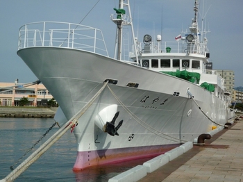 2011年10月5日（水）秋田港・水産庁はやまLUMIX・ブログ用 005.jpg