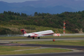 2017年10月16日（月）秋田空港・遠東航空、UH-60J・K3保存用 072.JPG